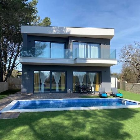 Villa Sara Juršići Dış mekan fotoğraf