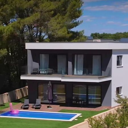 Villa Sara Juršići Dış mekan fotoğraf