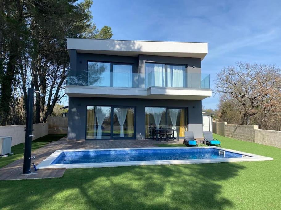 Villa Sara Juršići Dış mekan fotoğraf