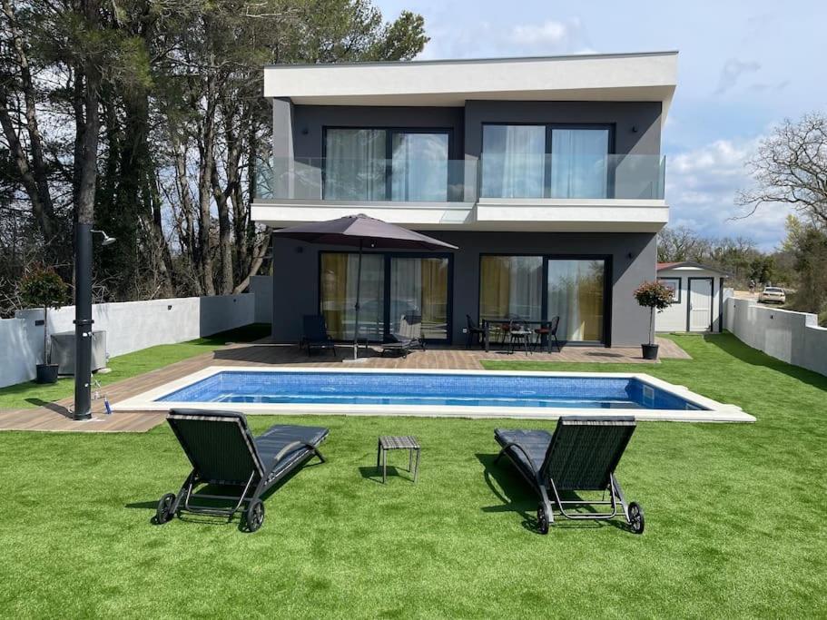 Villa Sara Juršići Dış mekan fotoğraf